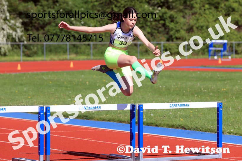 Hurdles, 2026 North Eastern Track and Field Champs, Shildon, County Durham. Photo: David T. Hewitson/Sports for All Pics